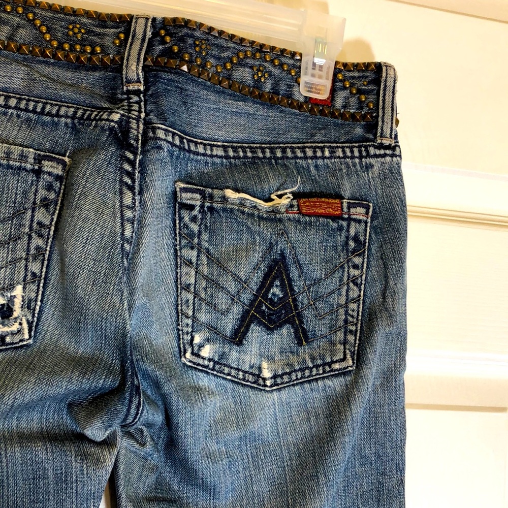 7 Free for all Mankind embellished distressed size 25 jeans